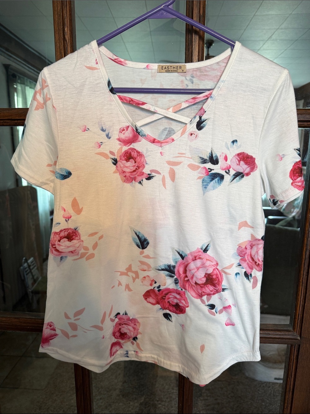 Easther Women White Pink Floral‎ Rose Criss Cross V-Neck Short Sleeve Top Small